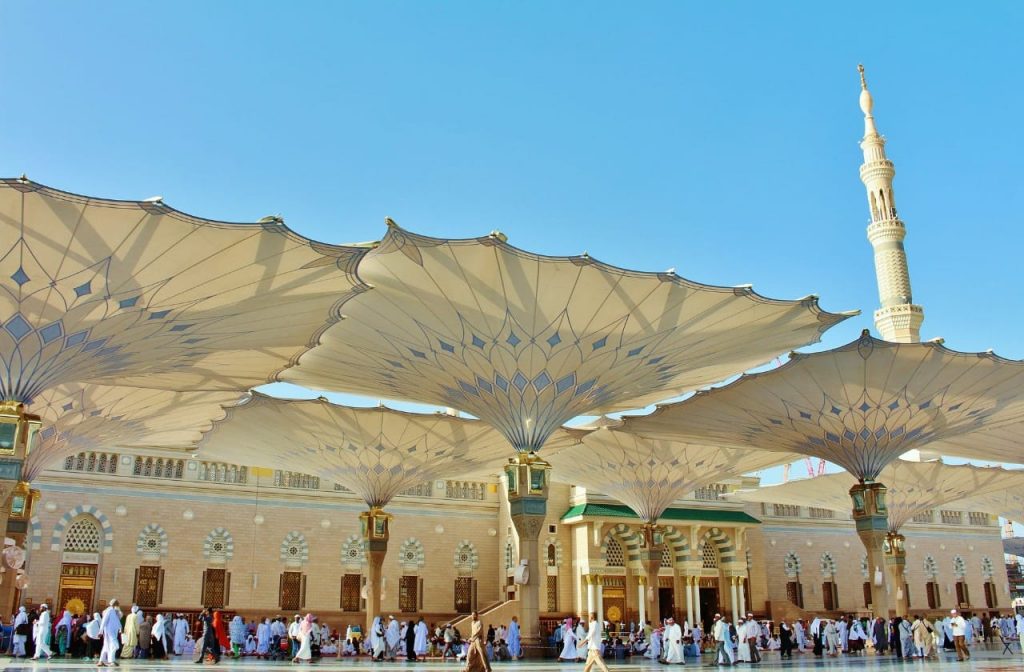 مظلات المسجد النبوي الشريف